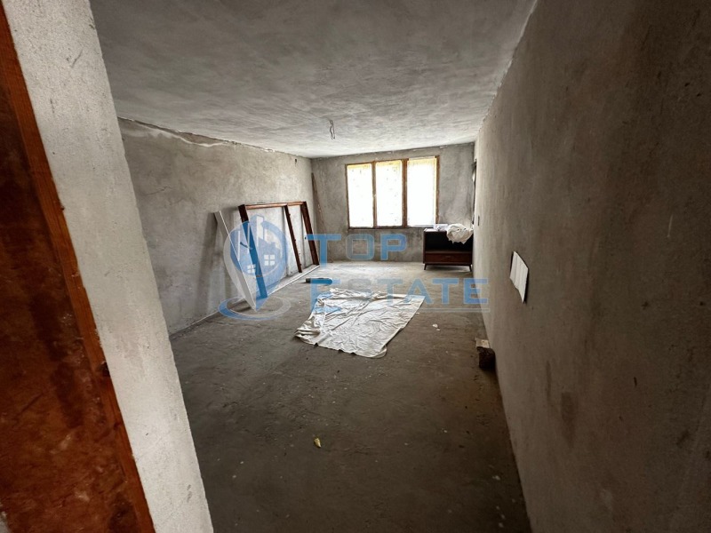 Продава КЪЩА, гр. Борово, област Русе, снимка 4 - Къщи - 45314636