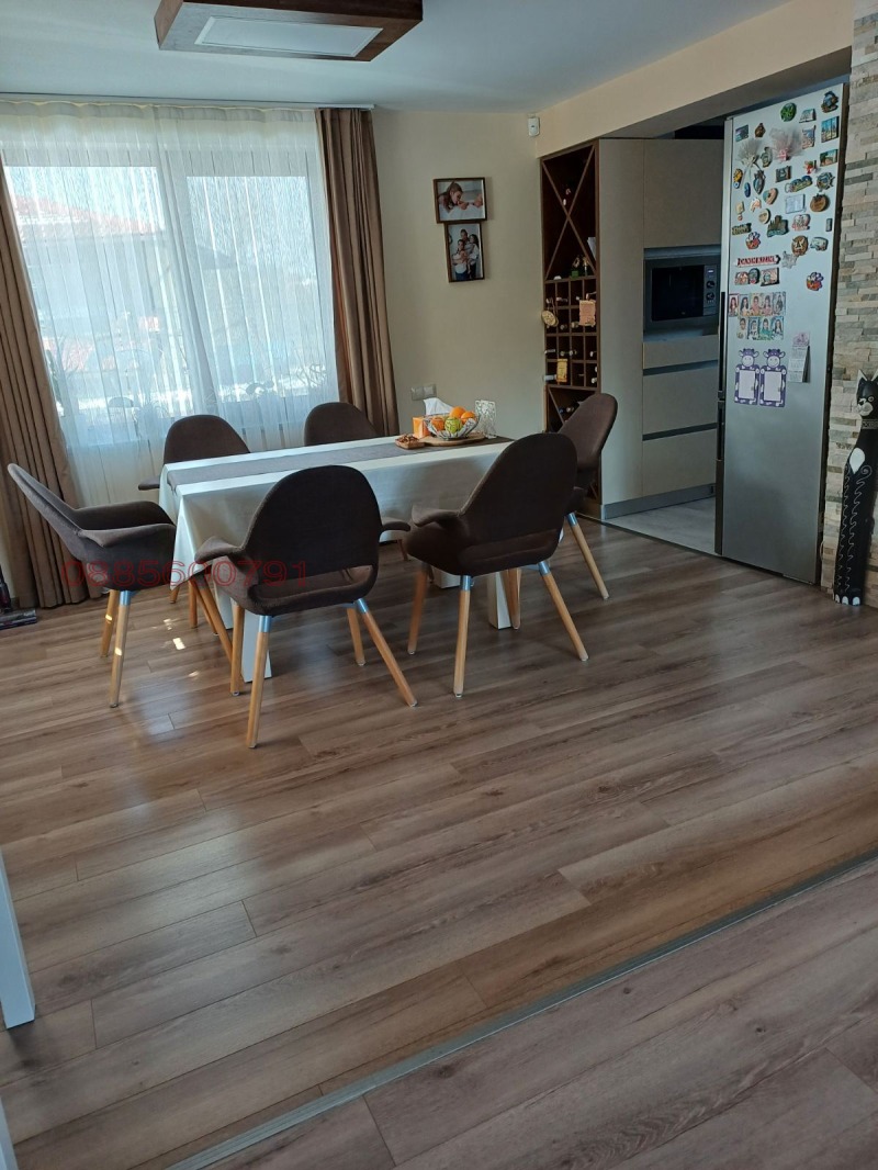 En venta  Casa Sofia , German , 260 metros cuadrados | 43019432 - imagen [4]