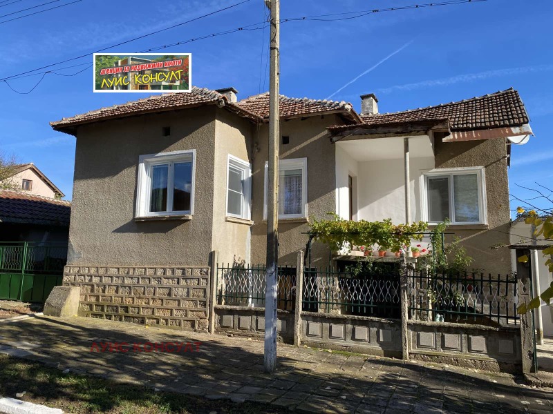 Продава КЪЩА, с. Вирове, област Монтана