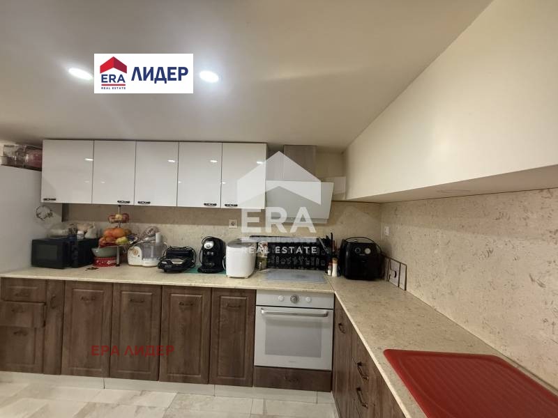 Продава КЪЩА, с. Червена вода, област Русе, снимка 8 - Къщи - 54762333