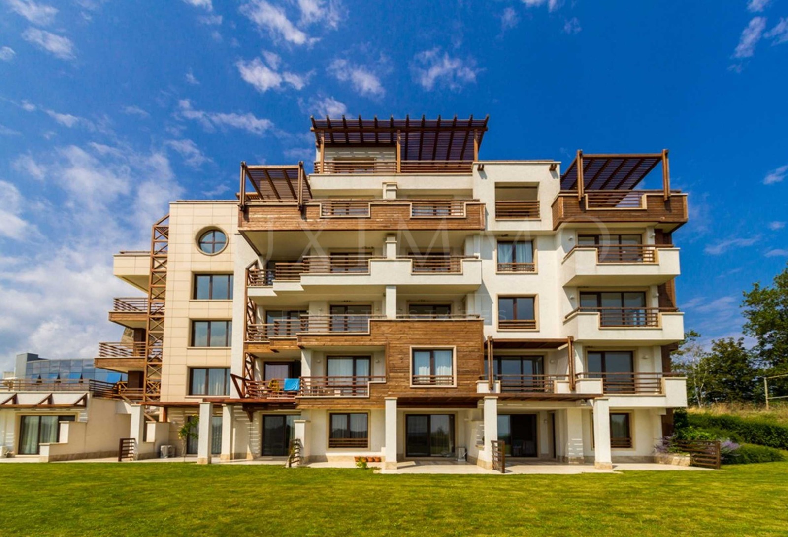 Продава 3-СТАЕН, гр. Царево, област Бургас, снимка 2 - Апартаменти - 50904535