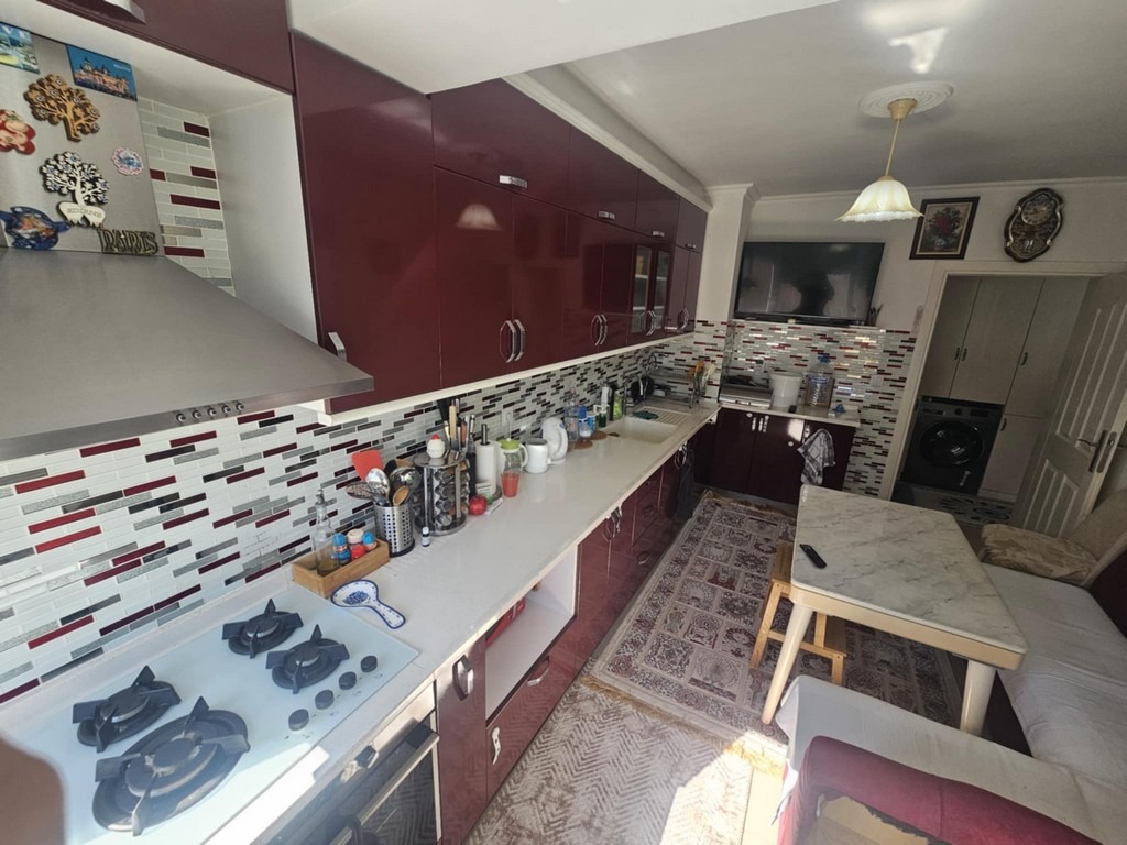 Продава 3-СТАЕН, гр. Кърджали, Център, снимка 2 - Апартаменти - 51764827