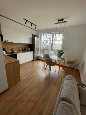 Studio Briz, Varna