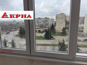 Продажба на тристайни апартаменти в град Хасково — страница 4 - изображение 19 