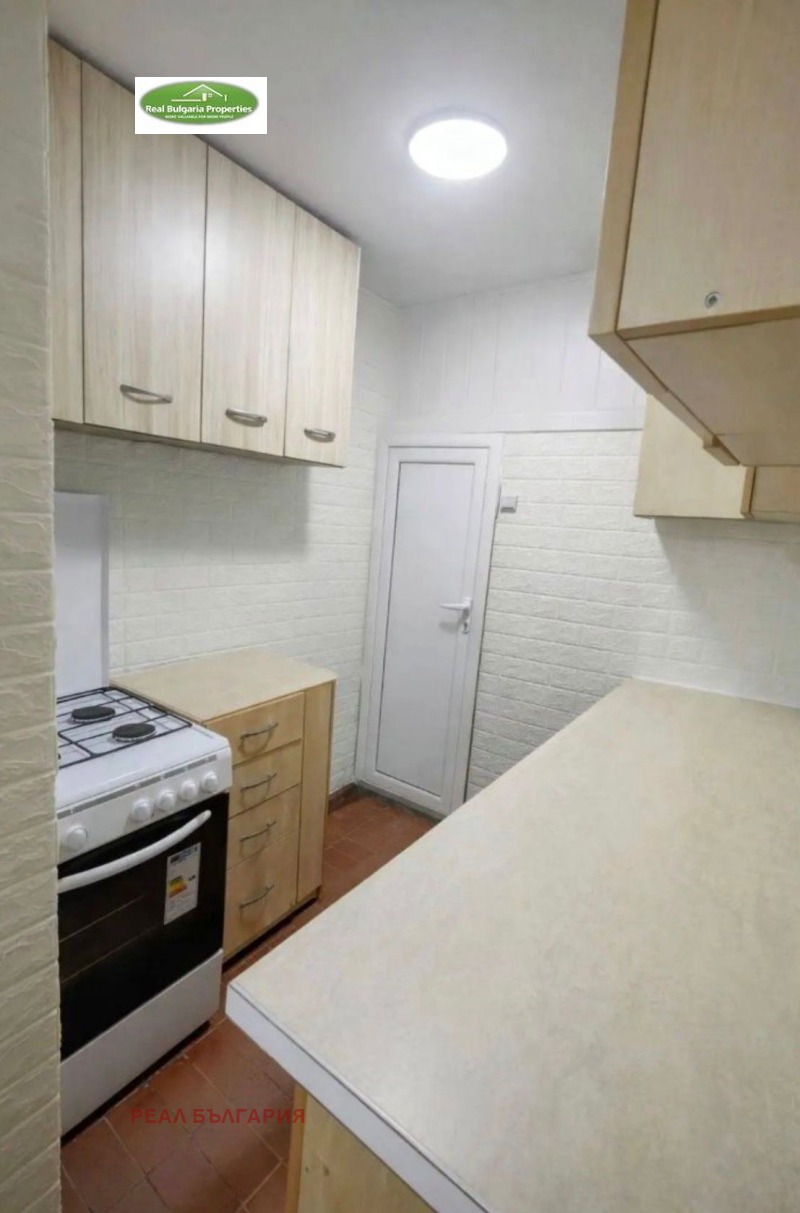 Продава 1-СТАЕН, гр. Русе, Дружба 2, снимка 11 - Апартаменти - 52090172