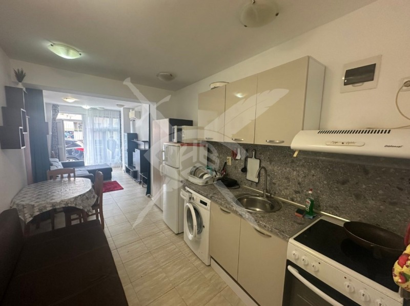 Продава 1-СТАЕН, гр. Бургас, Лазур, снимка 3 - Апартаменти - 53179322