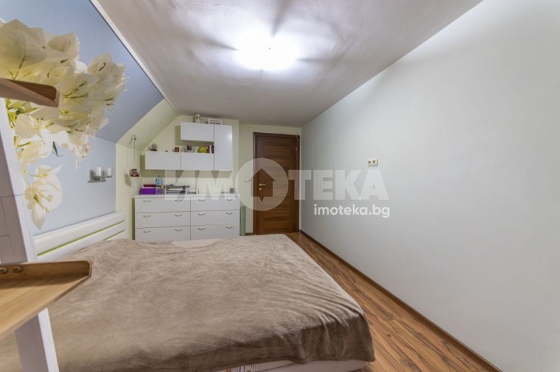 Myytävänä  2 makuuhuonetta Varna , Levski 1 , 109 neliömetriä | 62772998 - kuva [8]