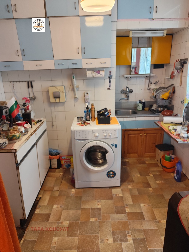 Продава 3-СТАЕН, гр. Горна Оряховица, област Велико Търново, снимка 5 - Апартаменти - 52720592