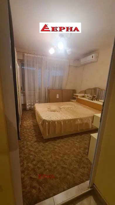 Продава 3-СТАЕН, гр. Хасково, Орфей