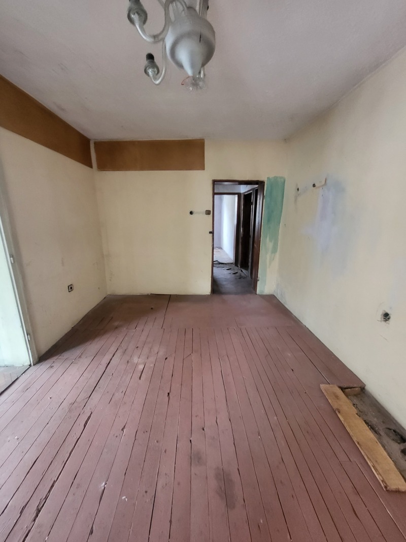 Продава 4-СТАЕН, гр. Плевен, Идеален център, снимка 12 - Апартаменти - 53184145