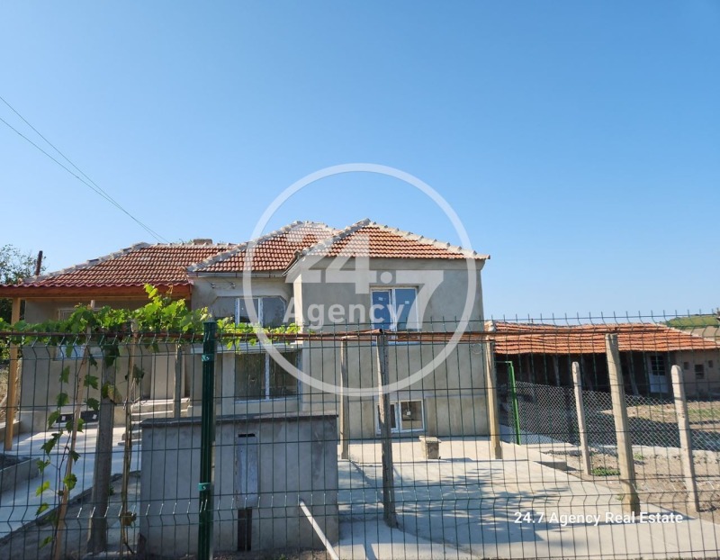 Till salu  Hus region Varna , Venelin , 81 kvm | 29859835 - bild [7]