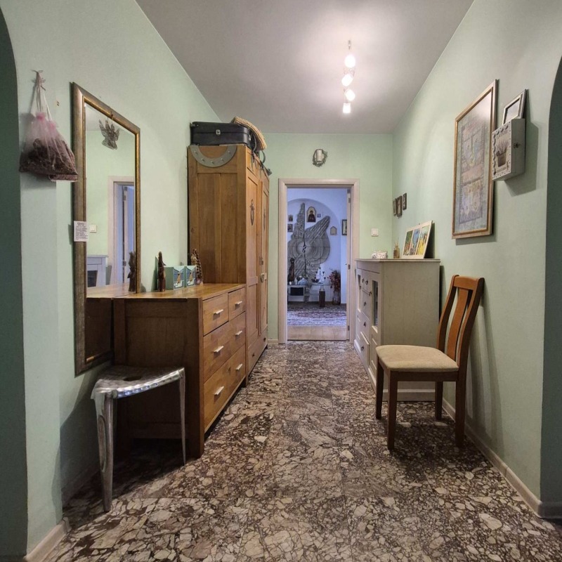 Продава 4-СТАЕН, гр. София, Медицинска академия, снимка 6 - Апартаменти - 52540400