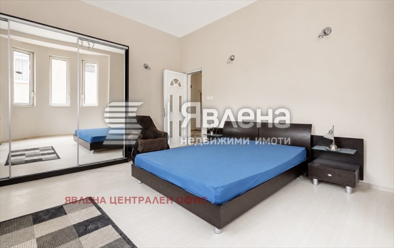 Продава 3-СТАЕН, гр. София, Център, снимка 5 - Апартаменти - 56229556