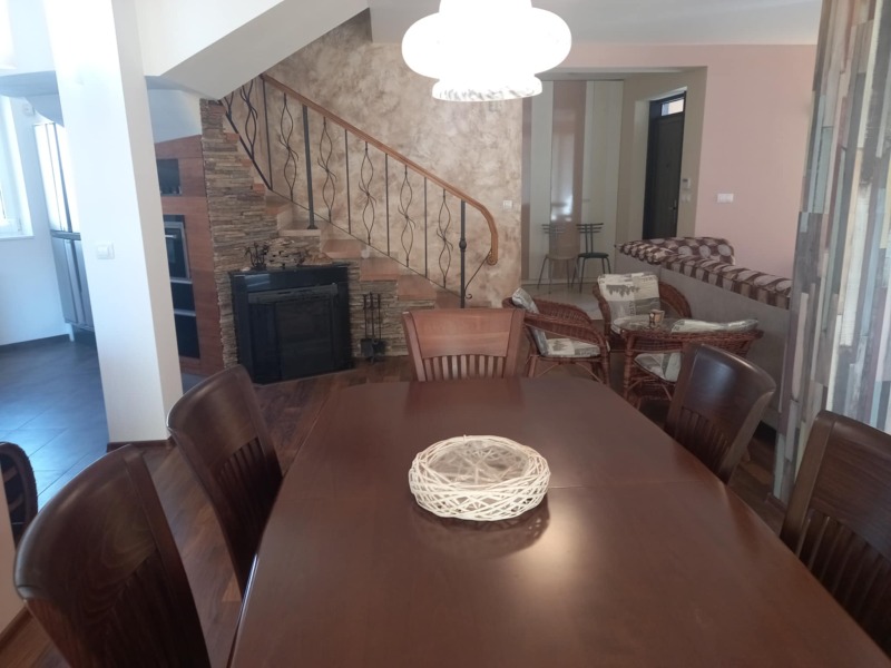 Продава  Къща град Варна , Изгрев , 250 кв.м | 94839127 - изображение [7]
