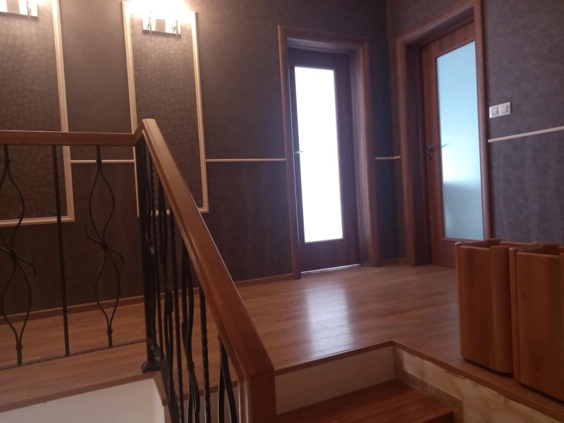 Продава  Къща град Варна , Изгрев , 250 кв.м | 94839127 - изображение [8]