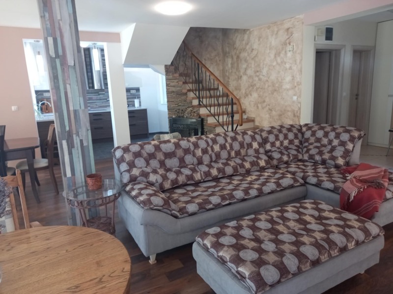 Продава  Къща град Варна , Изгрев , 250 кв.м | 94839127 - изображение [5]