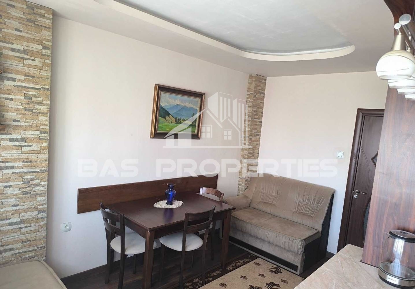 Продава 3-СТАЕН, гр. София, Хиподрума, снимка 2 - Апартаменти - 54038086