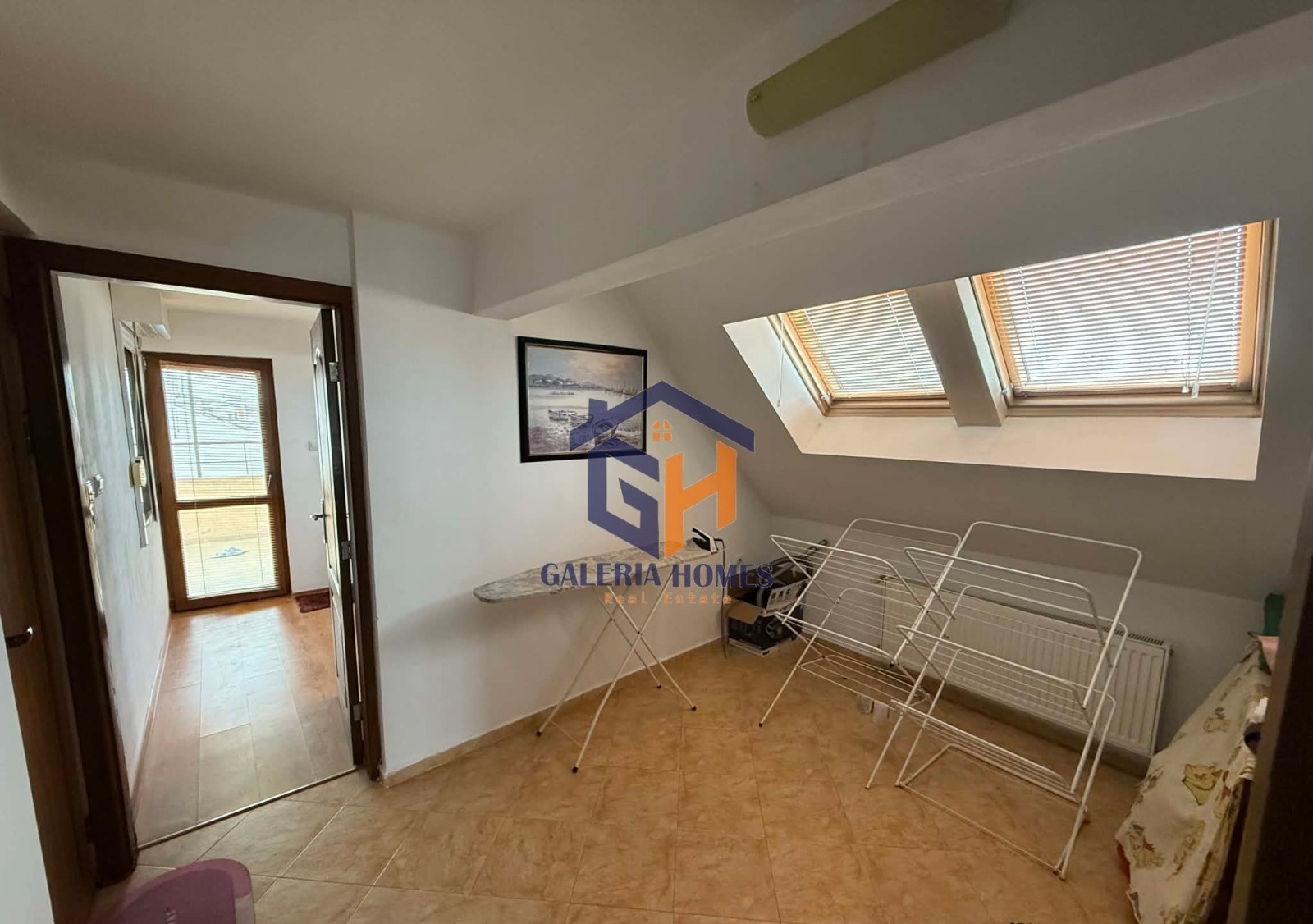 Продава МНОГОСТАЕН, гр. Бургас, Възраждане, снимка 14 - Апартаменти - 54969601