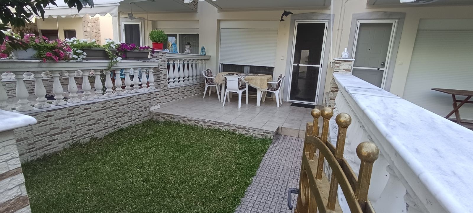 Продава КЪЩА, Извън страната, област Извън страната, снимка 5 - Къщи - 56050510