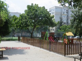 2 υπνοδωμάτια Ηληνδεν, Σοφηια 2