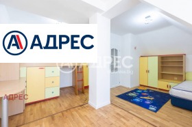 3-стаен град Варна, Център 2