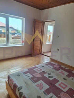 House Dropla, region Dobrich 7