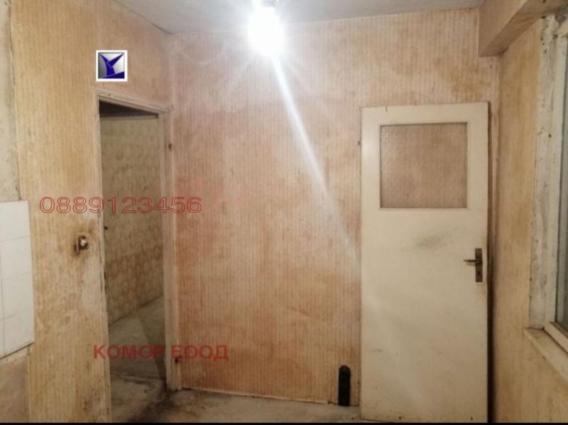 Продава 2-СТАЕН, гр. Русе, Чародейка - Юг, снимка 10 - Апартаменти - 52875593