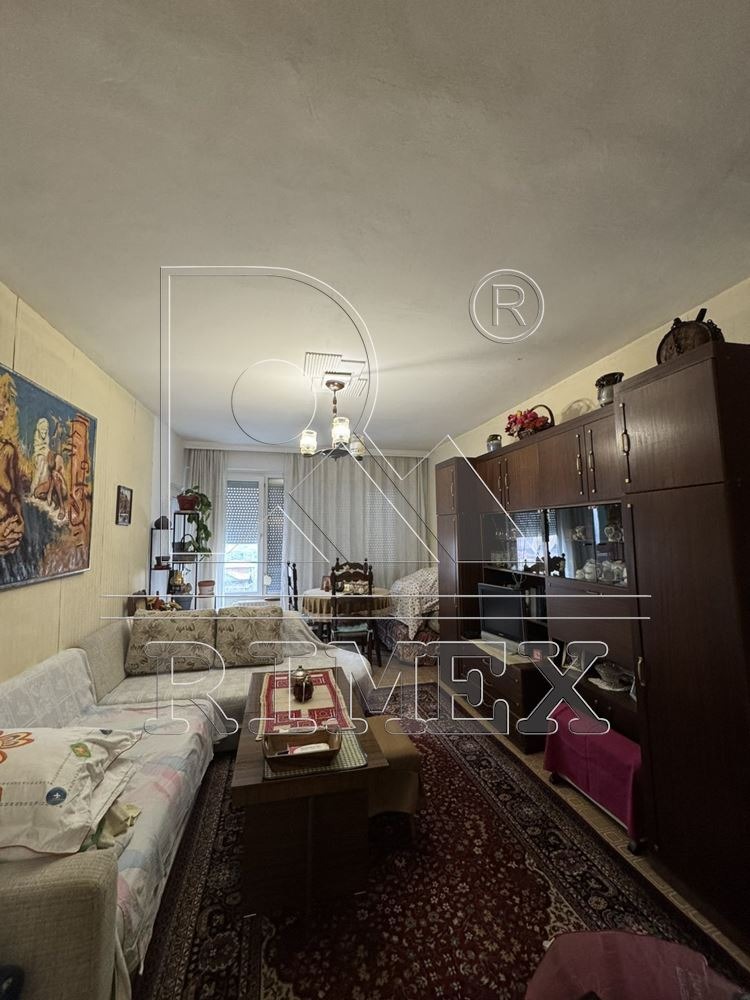 Продава  3-стаен град Пловдив , Изгрев , 90 кв.м | 70349156