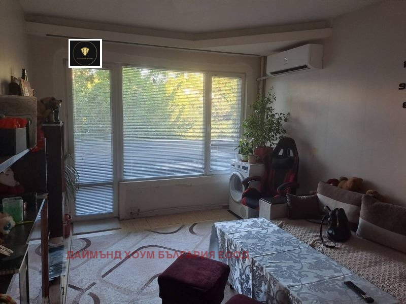À venda  2 quartos Plovdiv , Karchiiaka , 95 m² | 65857812