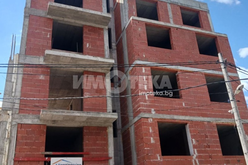 Продава 3-СТАЕН, гр. София, Банишора, снимка 3 - Апартаменти - 53105759