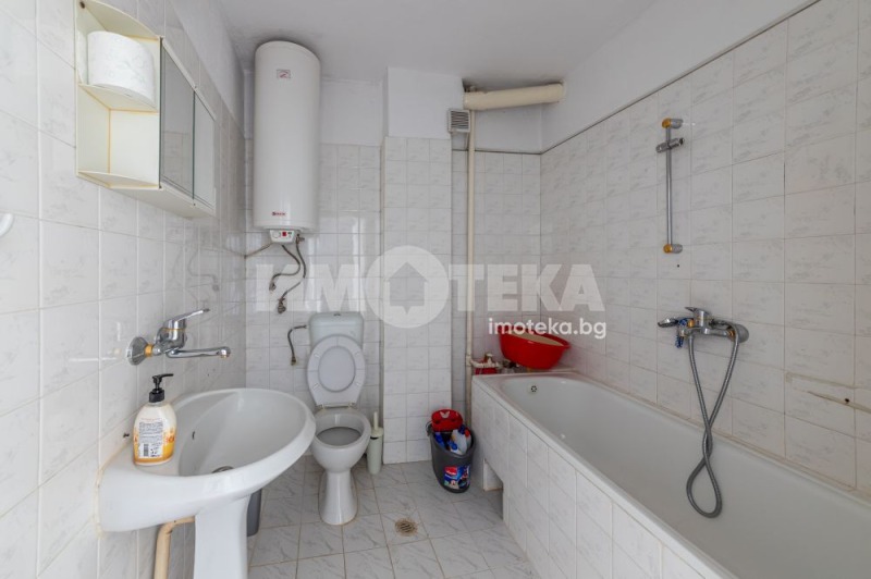 Продава 3-СТАЕН, гр. Варна, Гранд Мол, снимка 15 - Aпартаменти - 49388342