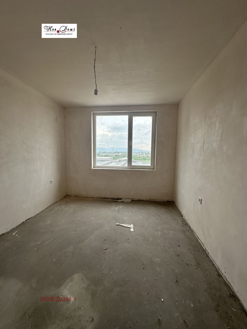 À venda  2 quartos Plovdiv , Trakiia , 119 m² | 47144809 - imagem [2]