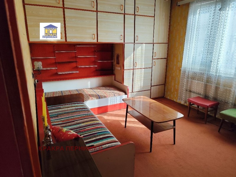 Продава  3-стаен град Перник , Център , 93 кв.м | 32295223 - изображение [7]