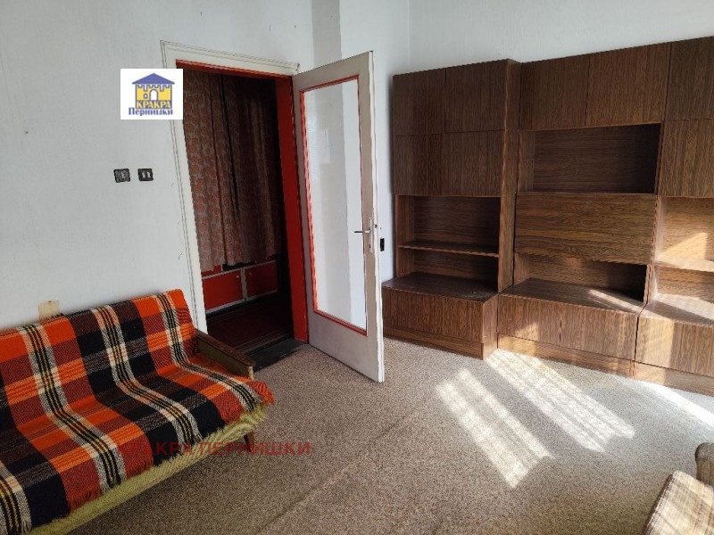 Продава  3-стаен град Перник , Център , 93 кв.м | 32295223 - изображение [10]