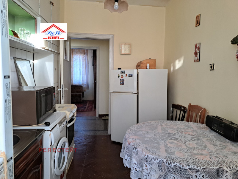 Продава 3-СТАЕН, гр. Плевен, Идеален център, снимка 6 - Апартаменти - 52429790