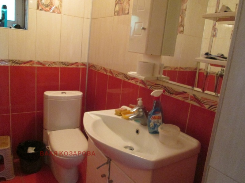 Продава КЪЩА, гр. Долна Митрополия, област Плевен, снимка 10 - Къщи - 52271784