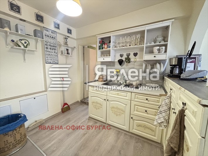 Продава КЪЩА, гр. Каблешково, област Бургас, снимка 8 - Къщи - 55667930