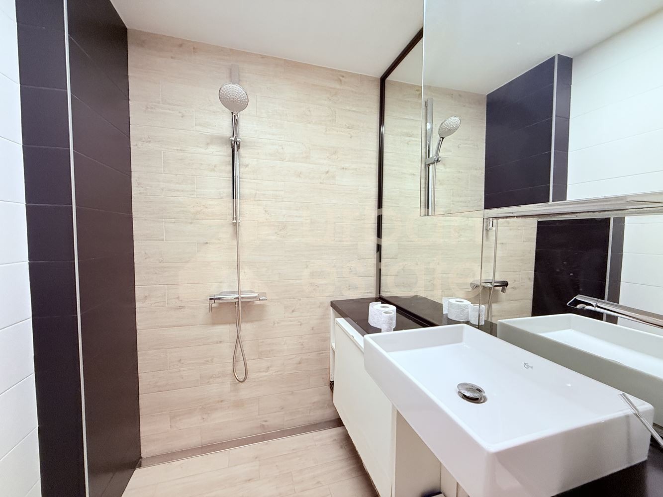 Продава 3-СТАЕН, гр. София, Лагера, снимка 8 - Апартаменти - 54365548