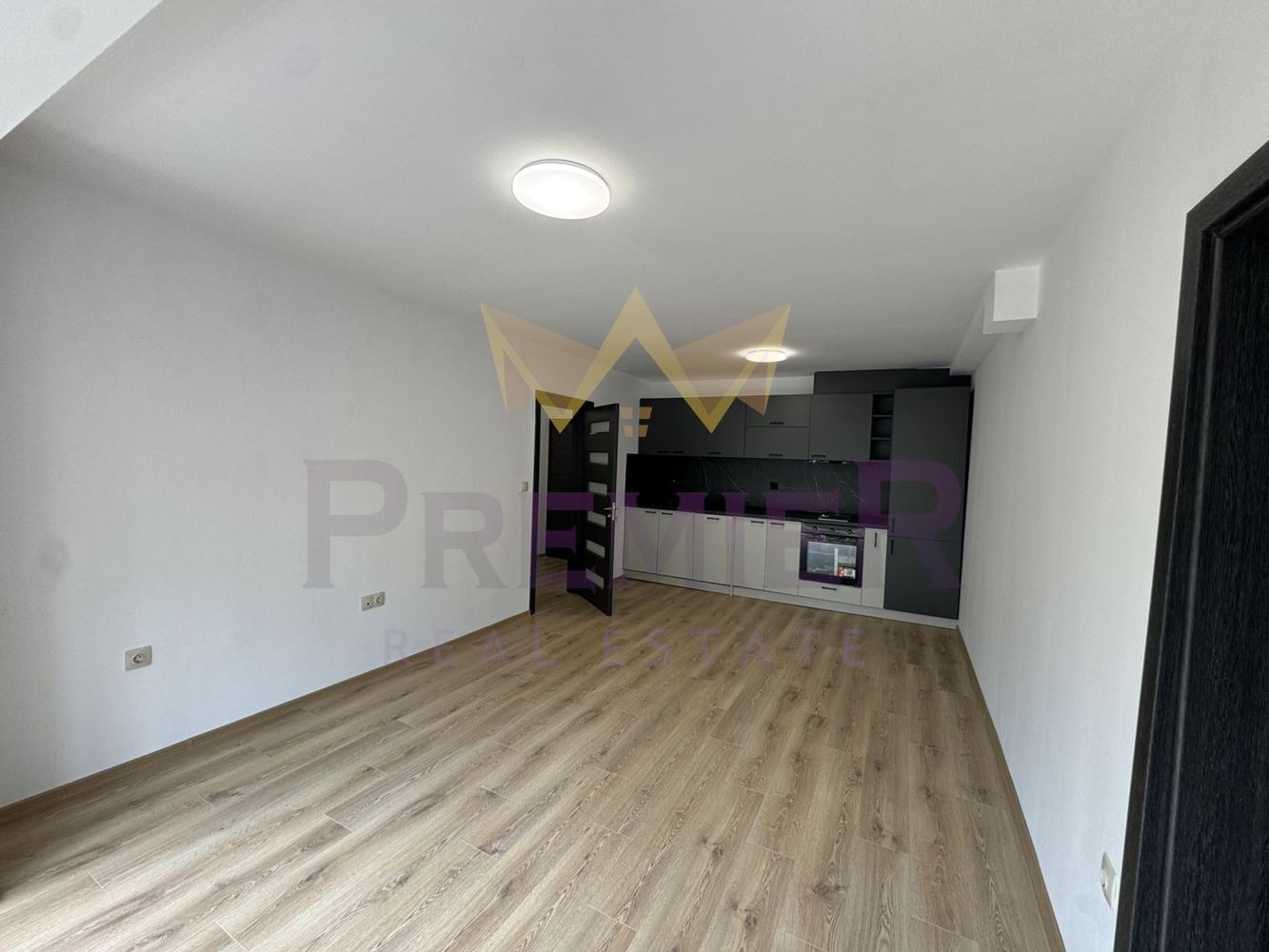 Продава 3-СТАЕН, гр. Варна, Трошево, снимка 3 - Апартаменти - 54605084