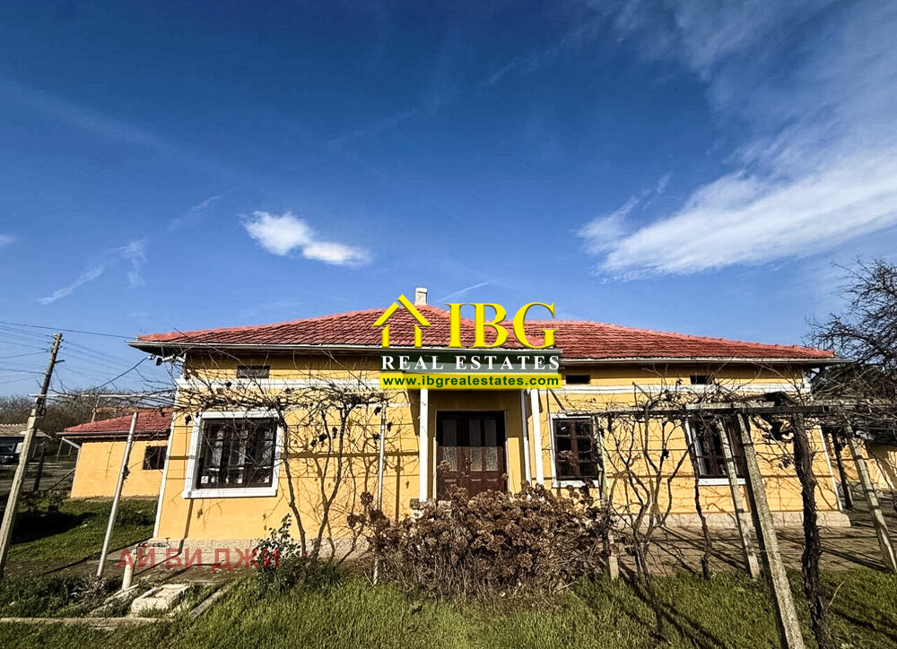 Продава КЪЩА, гр. Генерал Тошево, област Добрич, снимка 3 - Къщи - 56377709