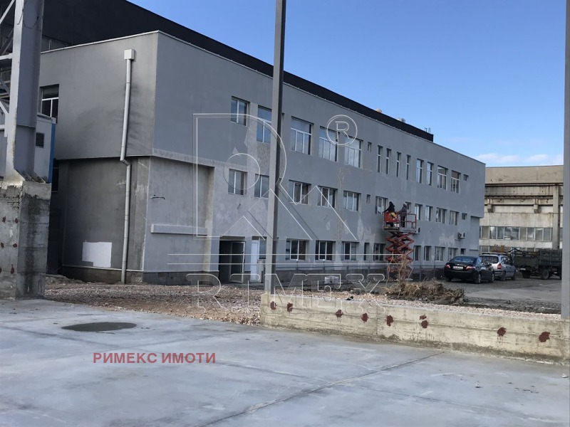 Продава ПРОМ. ПОМЕЩЕНИЕ в град Пловдив, Индустриална зона - Изток - 732 кв.м / 585 600 € » 1 145 334.05 лв., РИМЕКС ИМОТИ