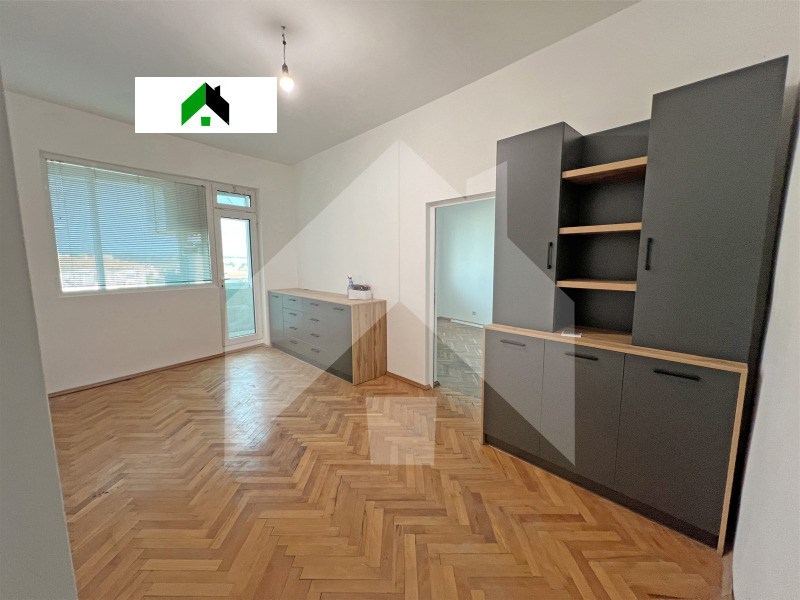 Продаја  1 спаваћа соба регион Шуменска , Нови пазар , 60 м2 | 90203455