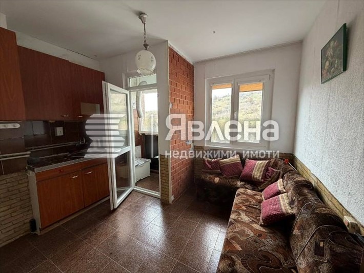 Продава 2-СТАЕН, гр. Благоевград, Еленово 2, снимка 3 - Апартаменти - 53906953