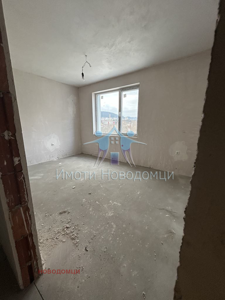 Продава  3-стаен град Шумен , Тракия , 93 кв.м | 63466250 - изображение [2]