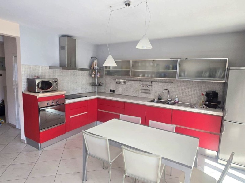 À venda  2 quartos Sofia , Bakston , 100 m² | 32643251