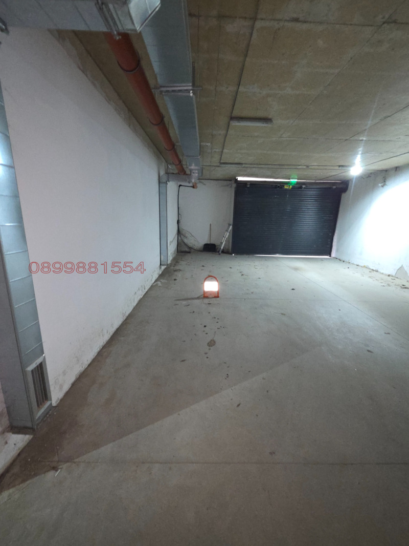 Продава ГАРАЖ, ПАРКОМЯСТО, гр. София, Люлин - център, снимка 8 - Гаражи и паркоместа - 53005962