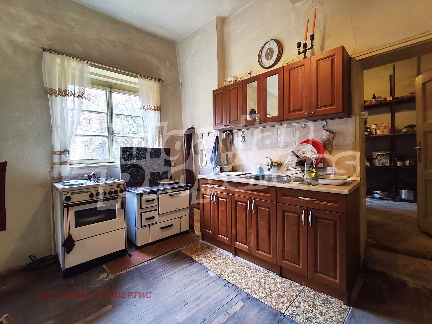 Продава КЪЩА, с. Голям извор, област Ловеч, снимка 3 - Къщи - 54702674