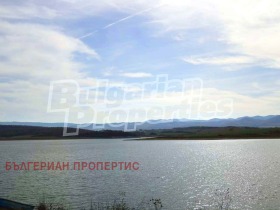 Къща с. Ловец, област Шумен 6