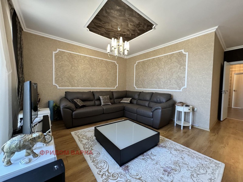 Продава 3-СТАЕН, гр. Варна, Колхозен пазар, снимка 12 - Aпартаменти - 48703357