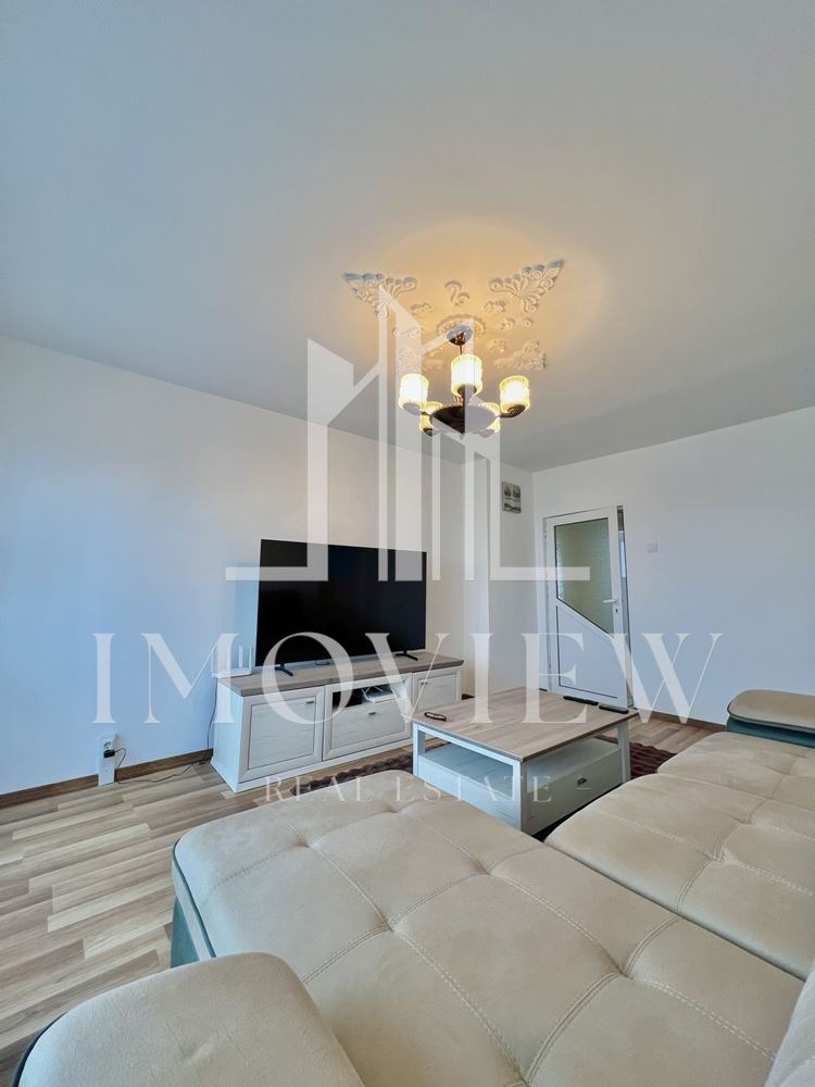 Продава 4-СТАЕН, гр. Варна, Цветен квартал, снимка 2 - Апартаменти - 53783624